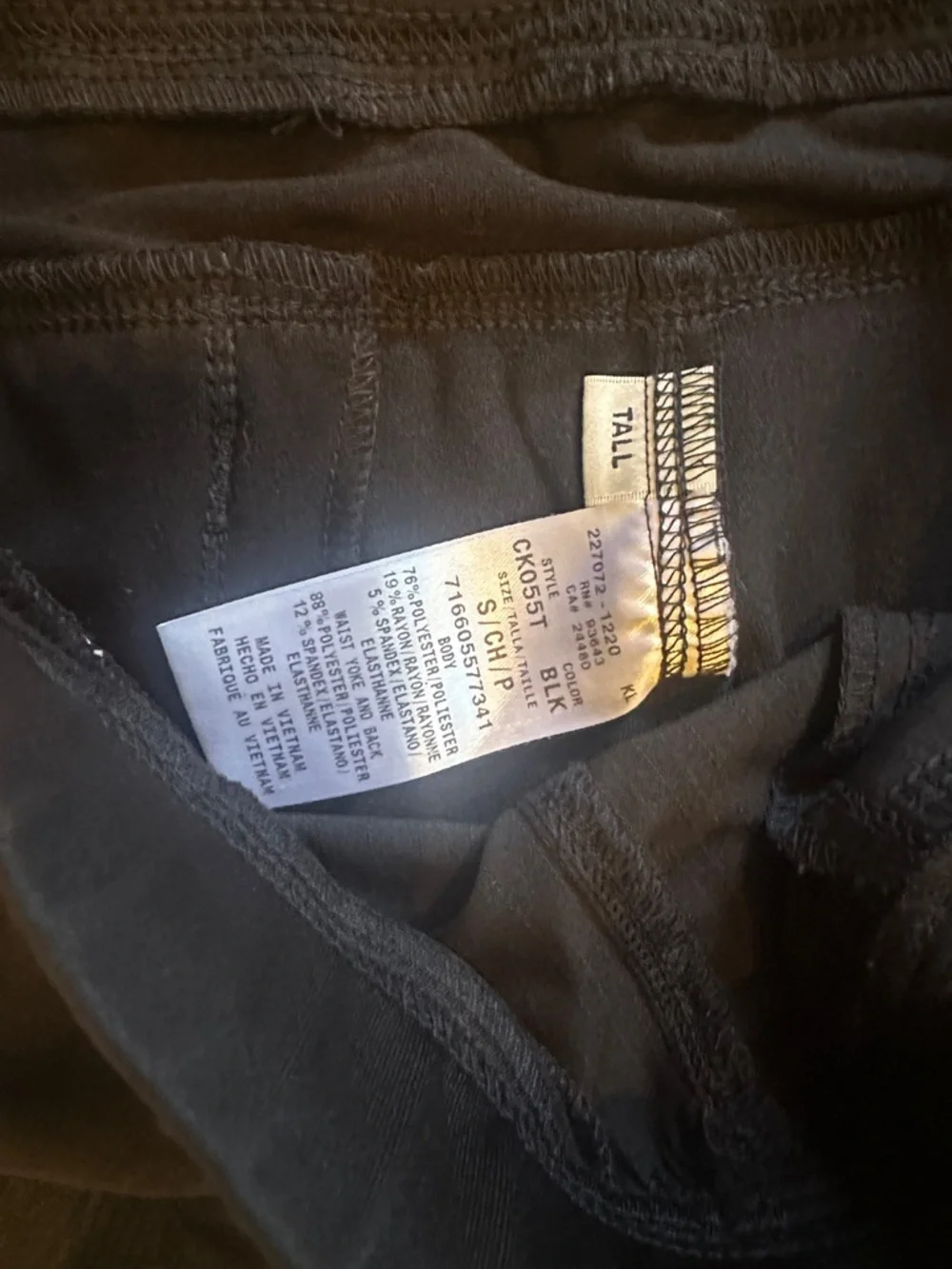 🏥 Cherokee Statement Rose Gold Scrubs - Picture 6 of 7